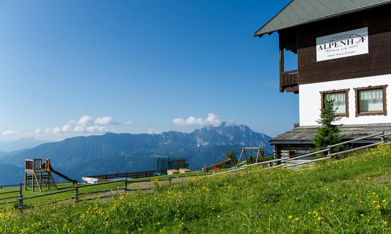 Готель Sattleggers Alpenhof & Feriensternwarte Грайфенбург Екстер'єр фото