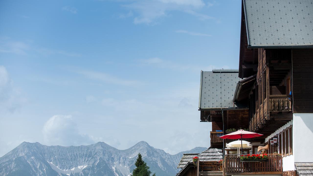Готель Sattleggers Alpenhof & Feriensternwarte Грайфенбург Екстер'єр фото